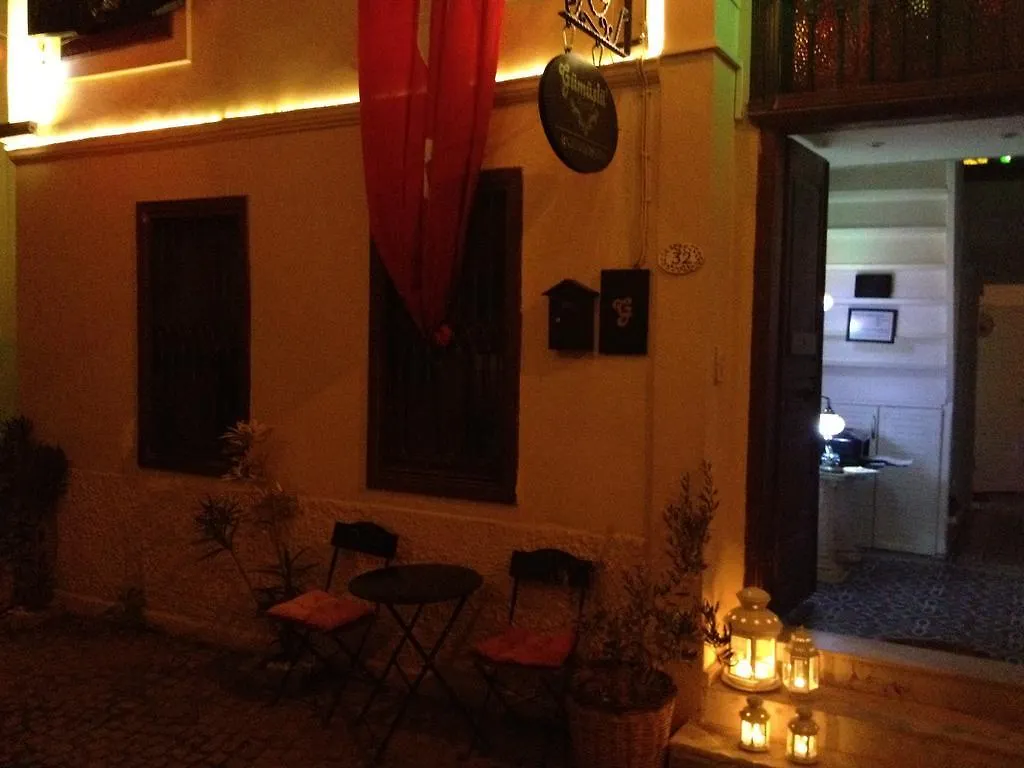Pera Ayvalik Guest House Türkiye